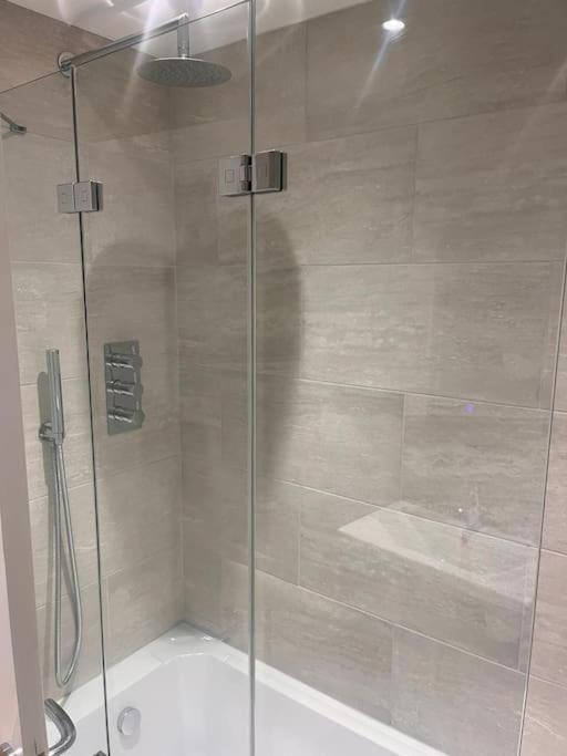 Thamesmead No 31 Floatheavenアパートメント エクステリア 写真